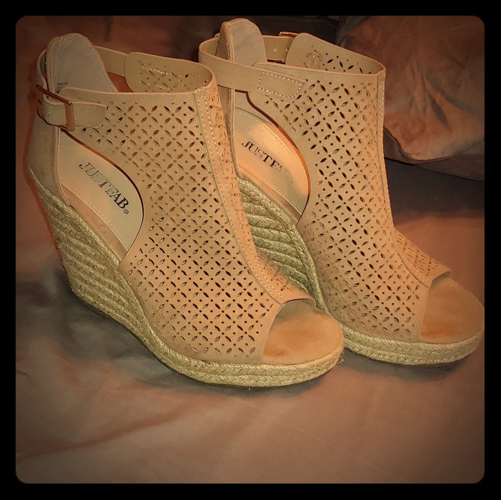 Wedge sandals